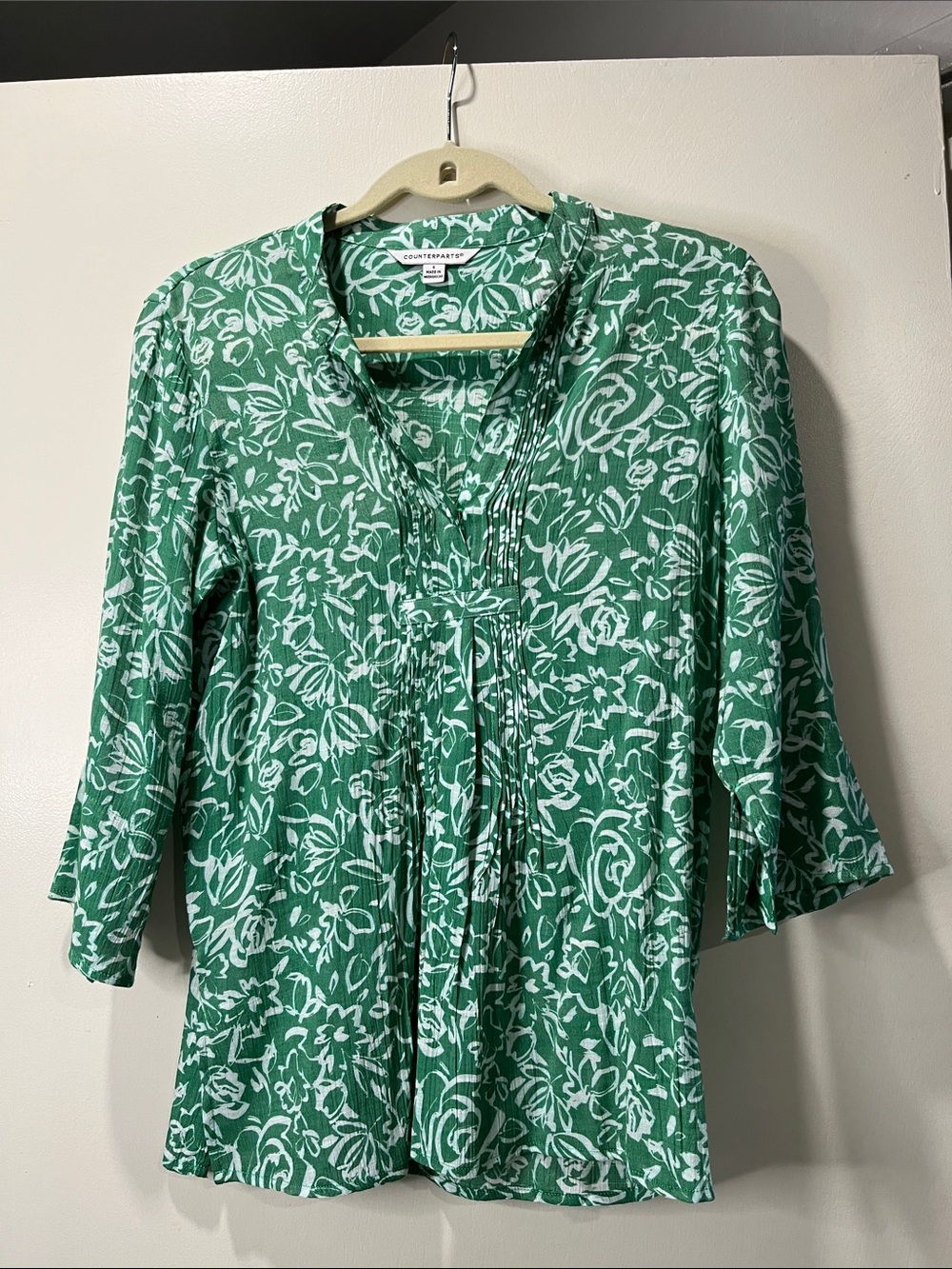 Green and White Floral Pintuck Tunic